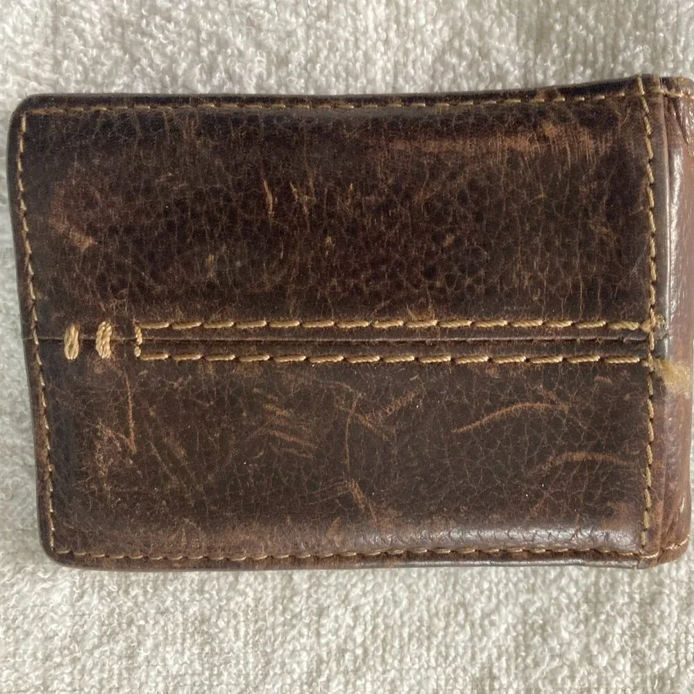 Men's Vintage Republic Brand Leather Bifold Wallet with Money Clip